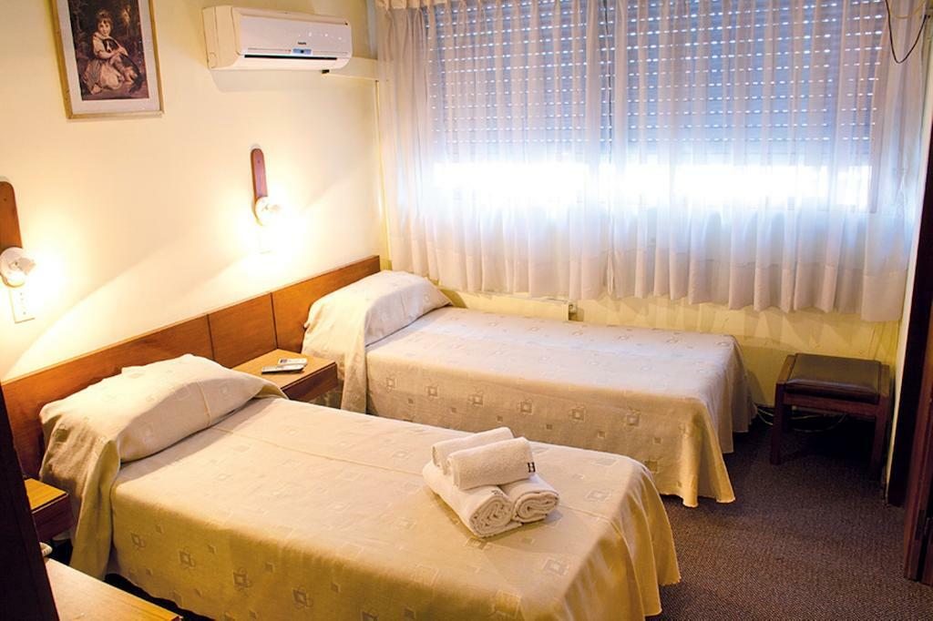 Hotel Balfer Montevideo Bagian luar foto
